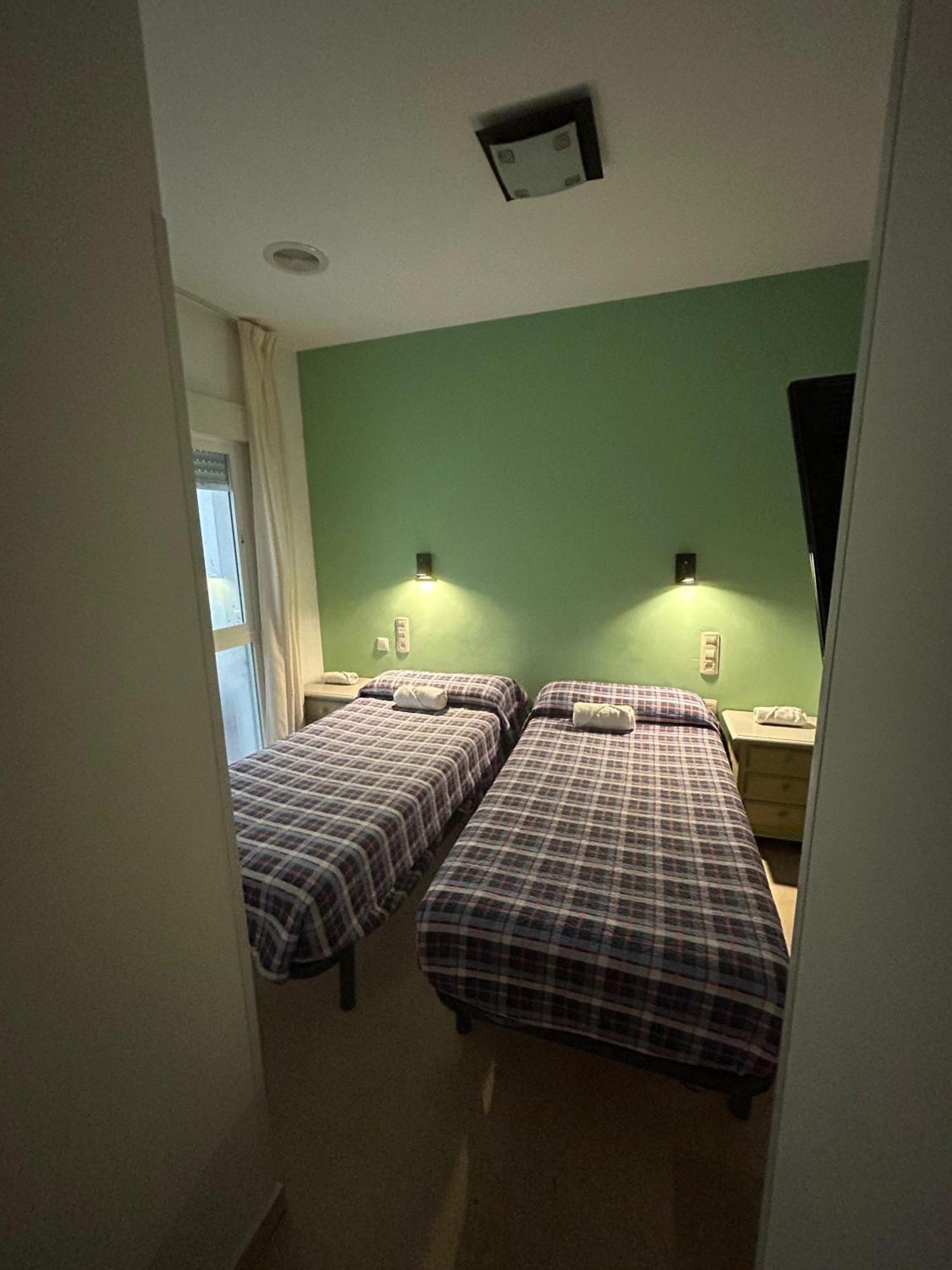 Hostal El Olivo Гранада Екстериор снимка