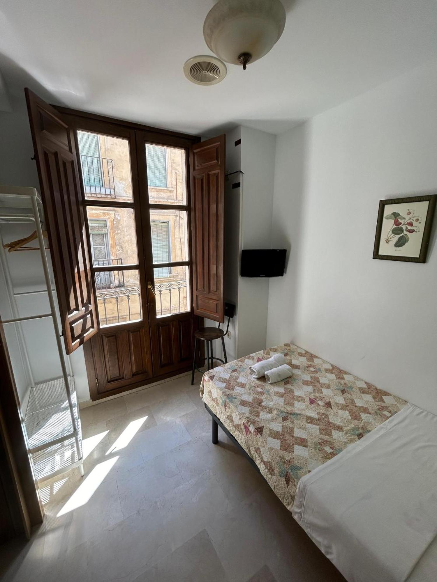 Hostal El Olivo Гранада Екстериор снимка