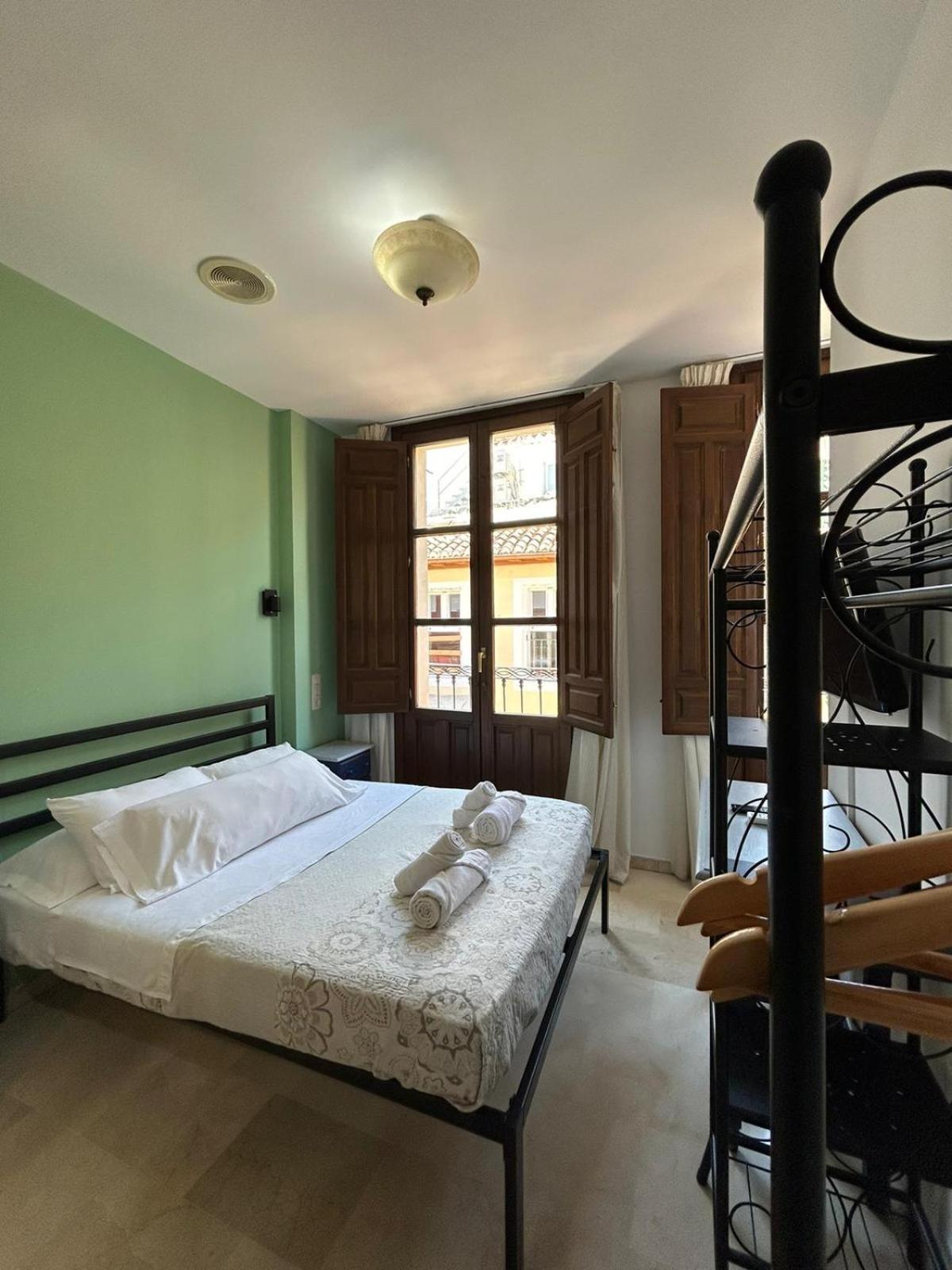 Hostal El Olivo Гранада Екстериор снимка