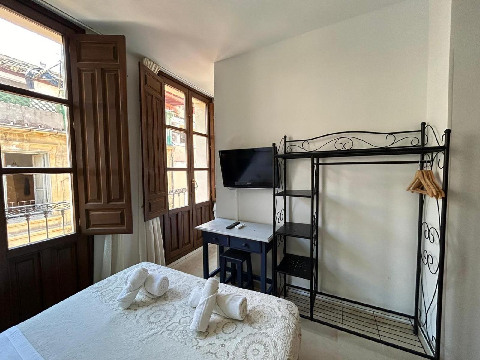 Hostal El Olivo Гранада Екстериор снимка