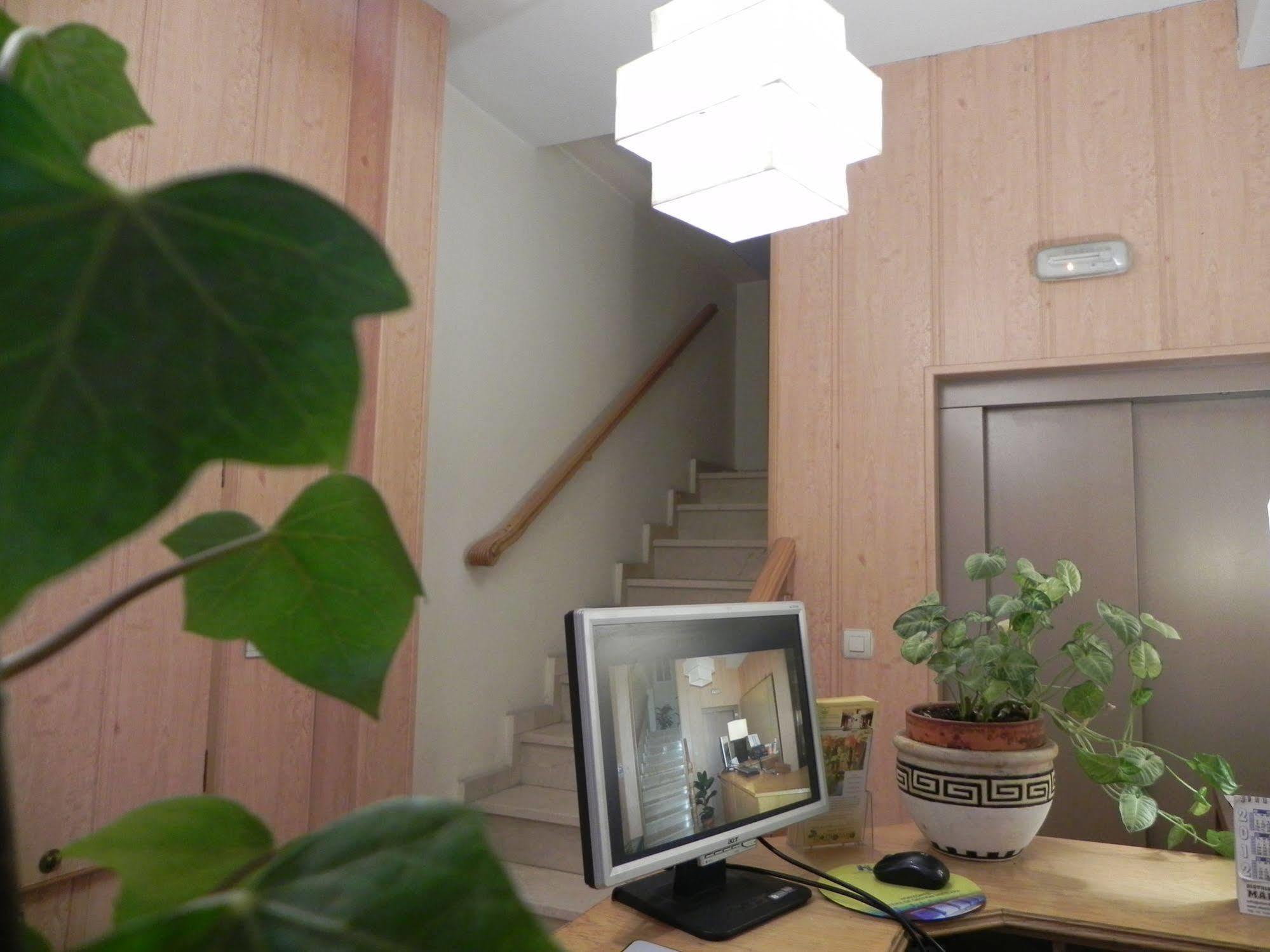 Hostal El Olivo Гранада Екстериор снимка