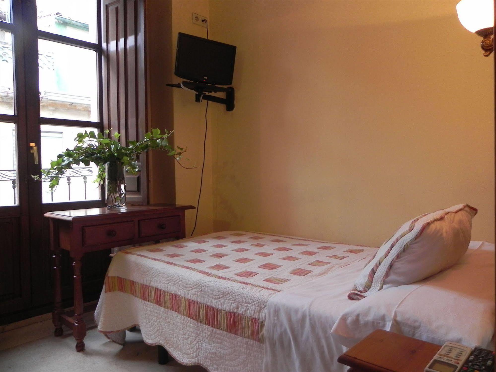 Hostal El Olivo Гранада Екстериор снимка