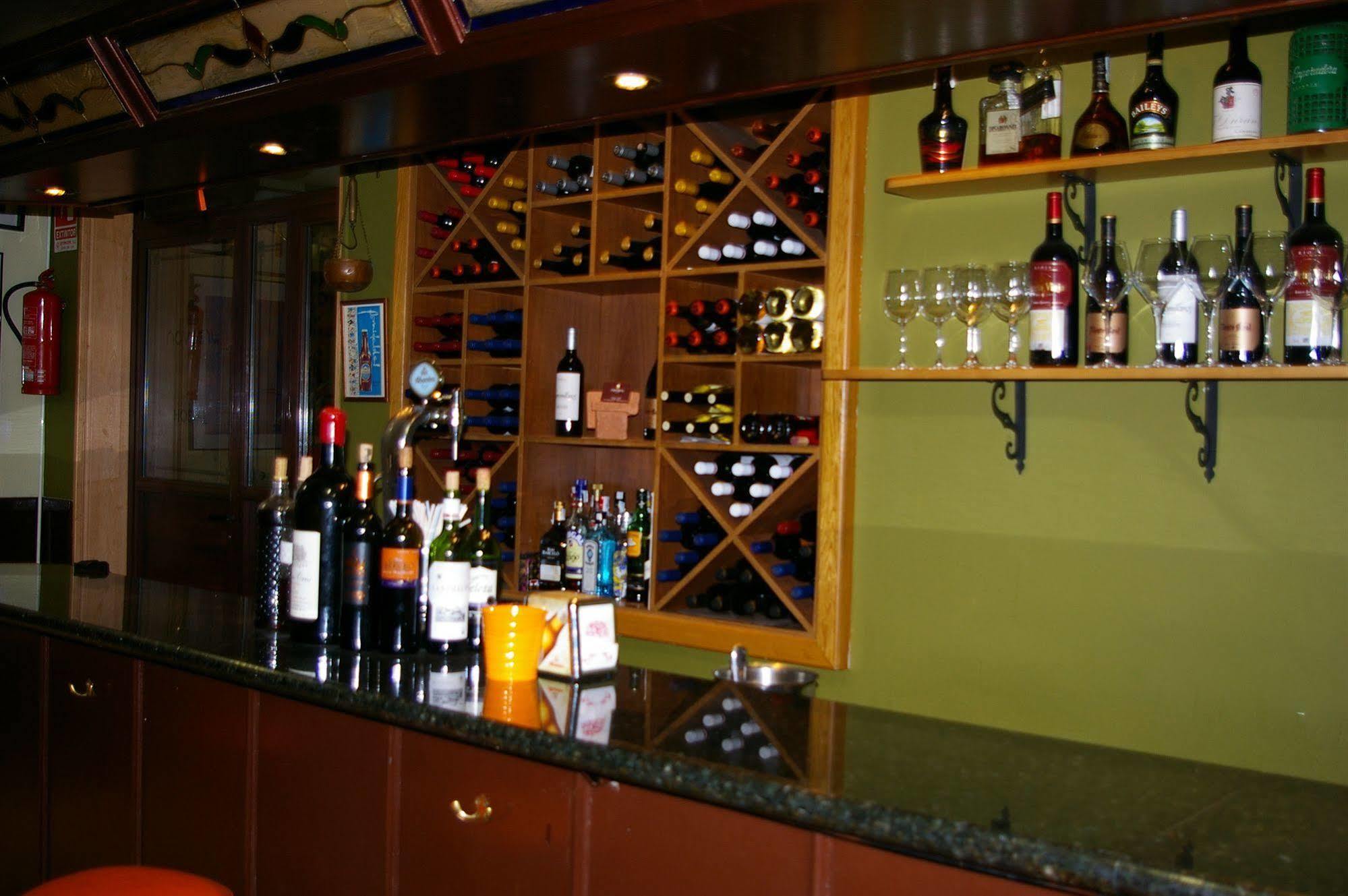 Hostal El Olivo Гранада Екстериор снимка